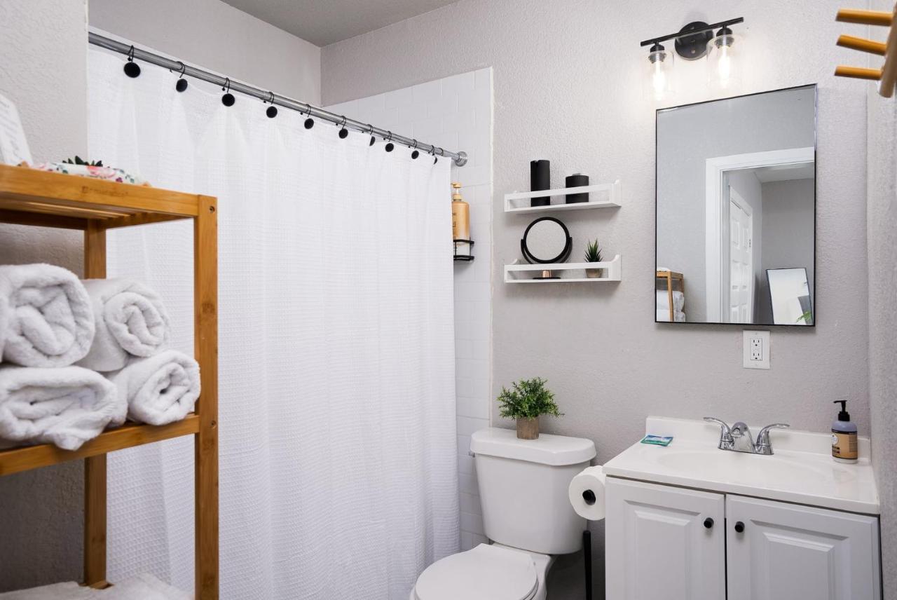 Modern 3 Bed, 2 Bath Home Minutes To Downtown & Alamodome San Antonio Exteriör bild